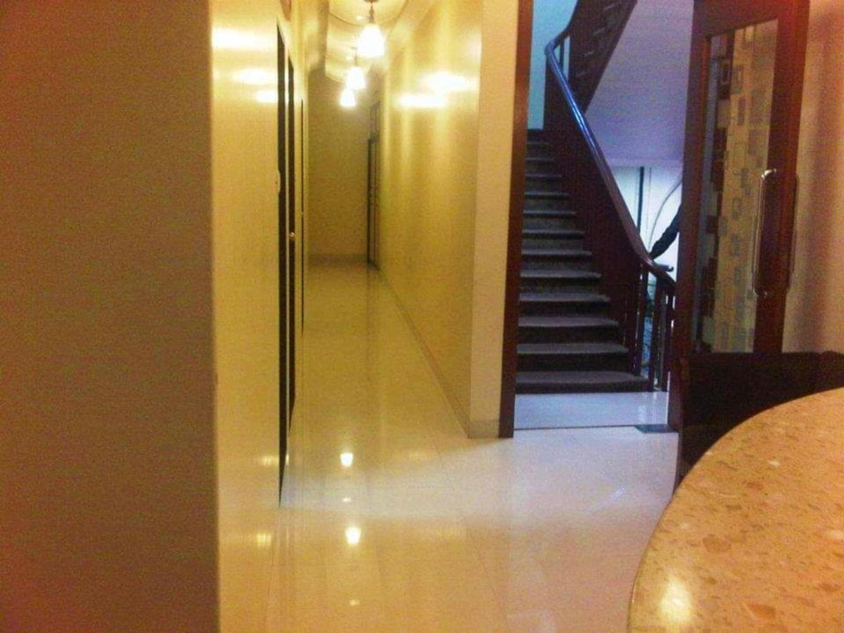 Hotel Broadway Colaba Mumbai Luaran gambar