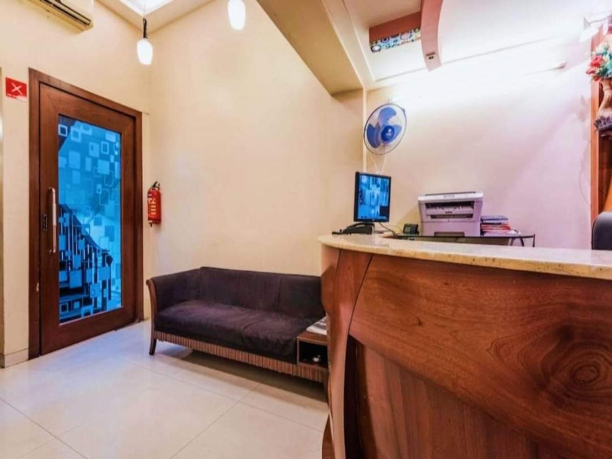 Hotel Broadway Colaba Mumbai Luaran gambar