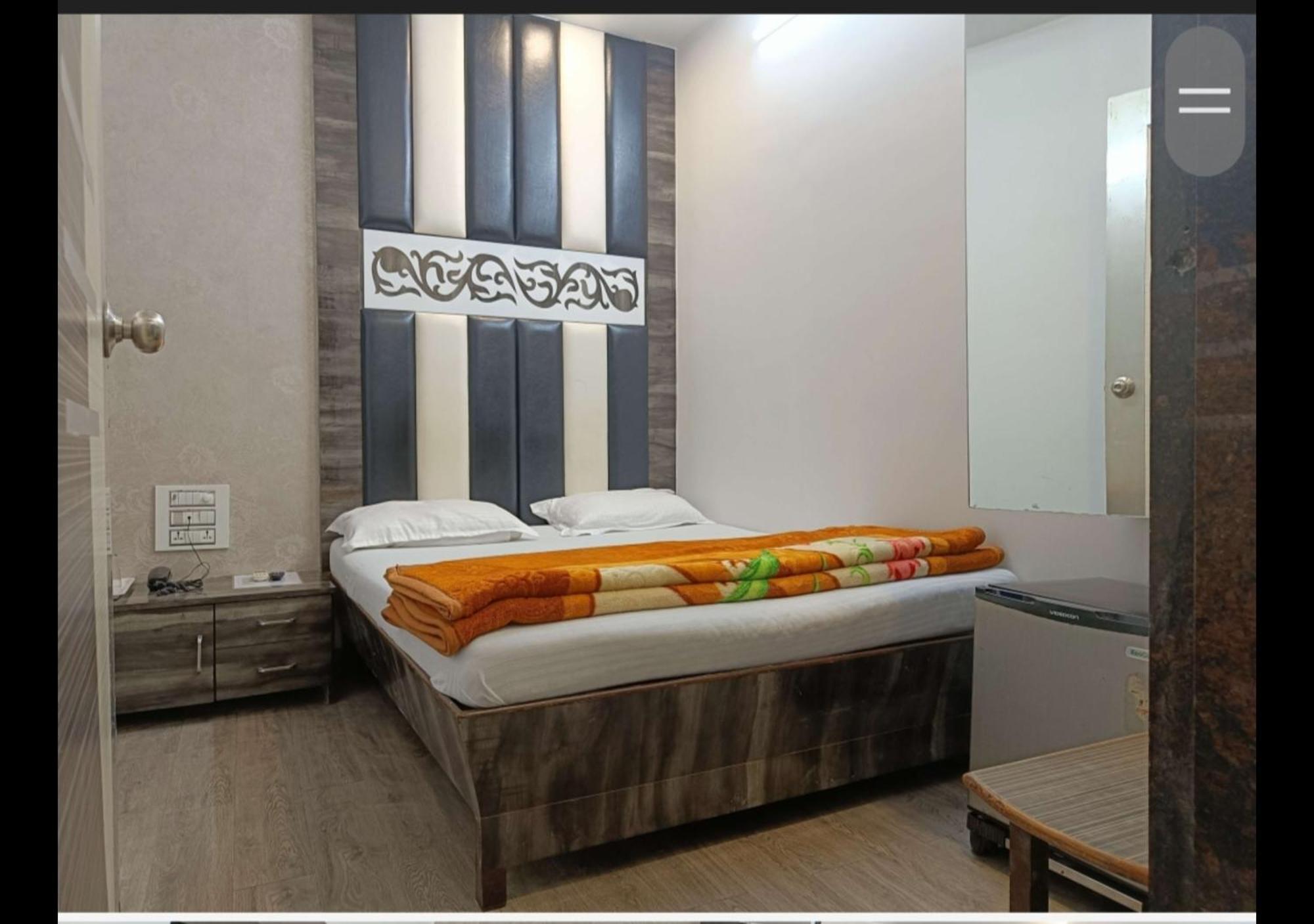 Hotel Broadway Colaba Mumbai Luaran gambar