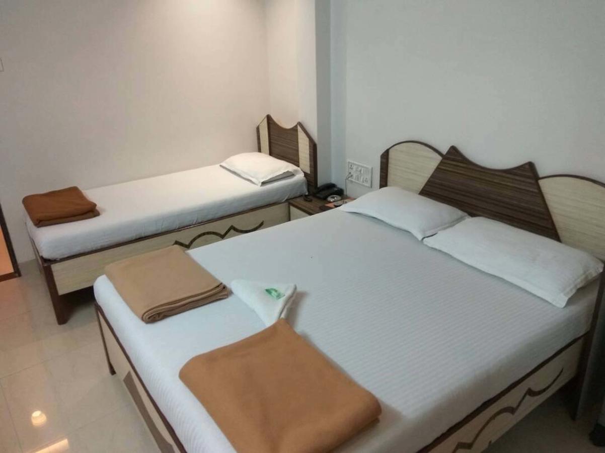 Hotel Broadway Colaba Mumbai Luaran gambar