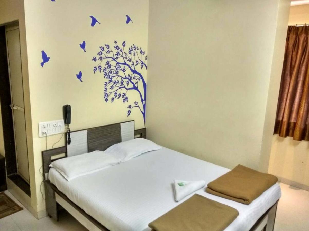 Hotel Broadway Colaba Mumbai Luaran gambar